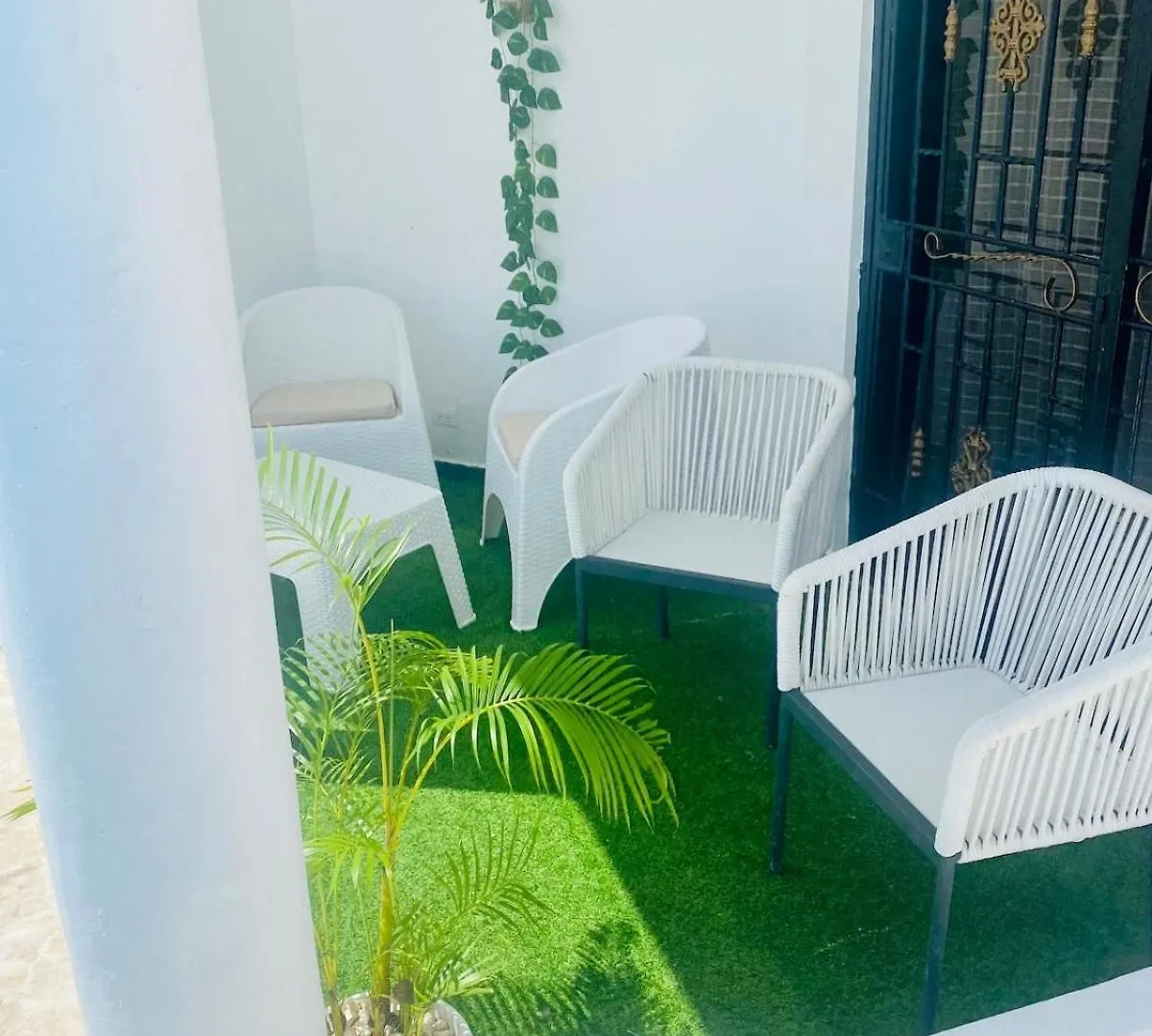Villa Dmm Con Piscina, Jacuzzi Y Gran Area Verde En Punta Cana