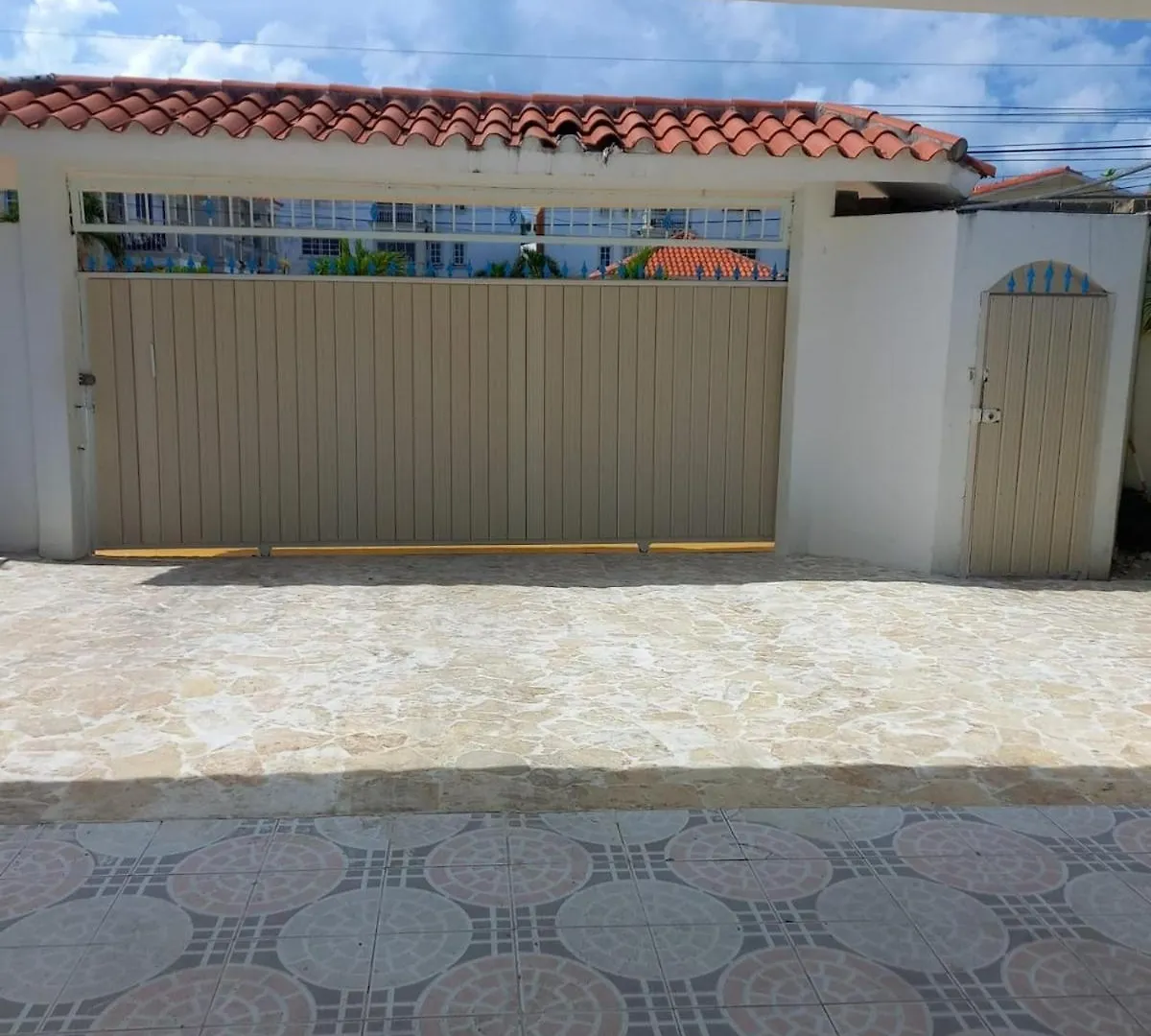 Villa Dmm Con Piscina, Jacuzzi Y Gran Area Verde En Punta Cana