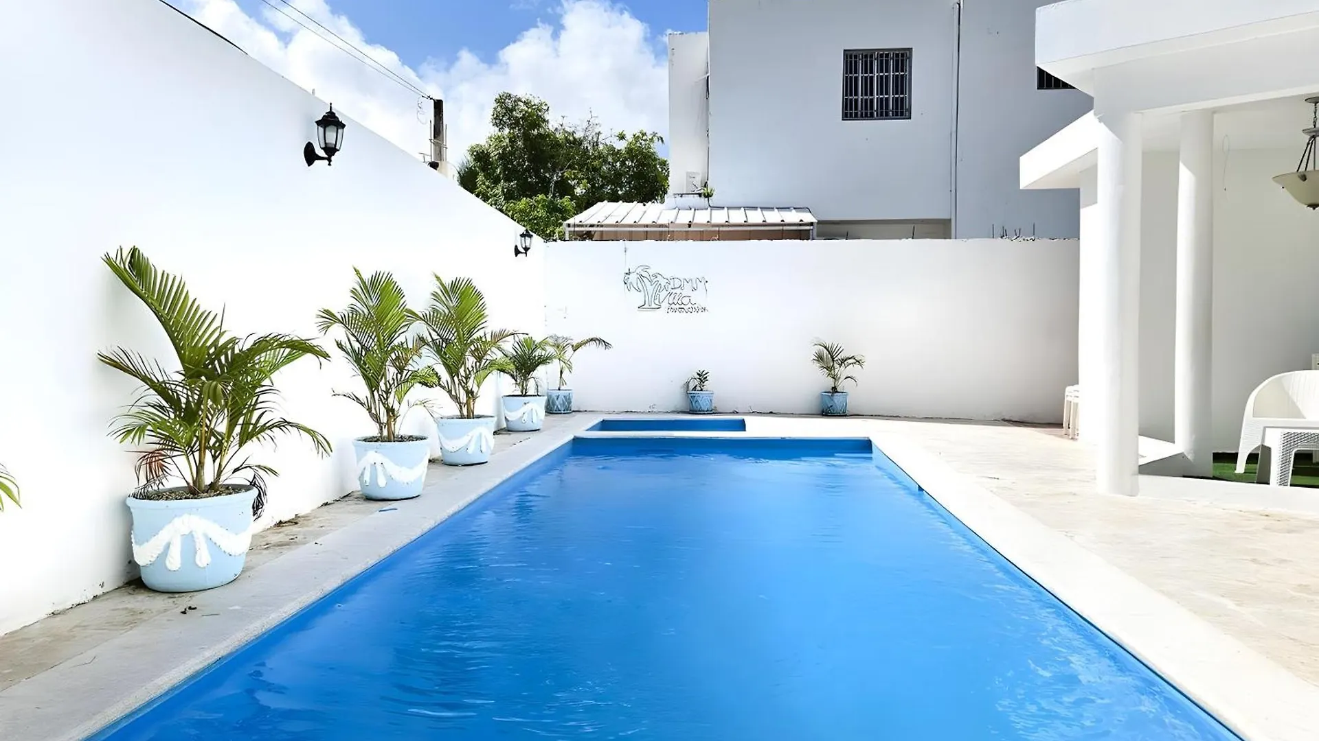 Villa Dmm Con Piscina, Jacuzzi Y Gran Area Verde En Punta Cana