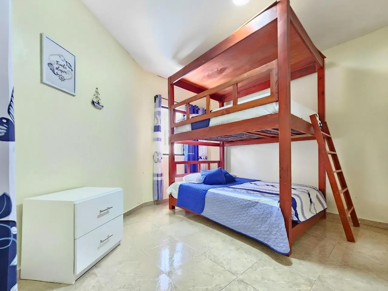 Villa Dmm Con Piscina, Jacuzzi Y Gran Area Verde En Punta Cana Dominican Republic
